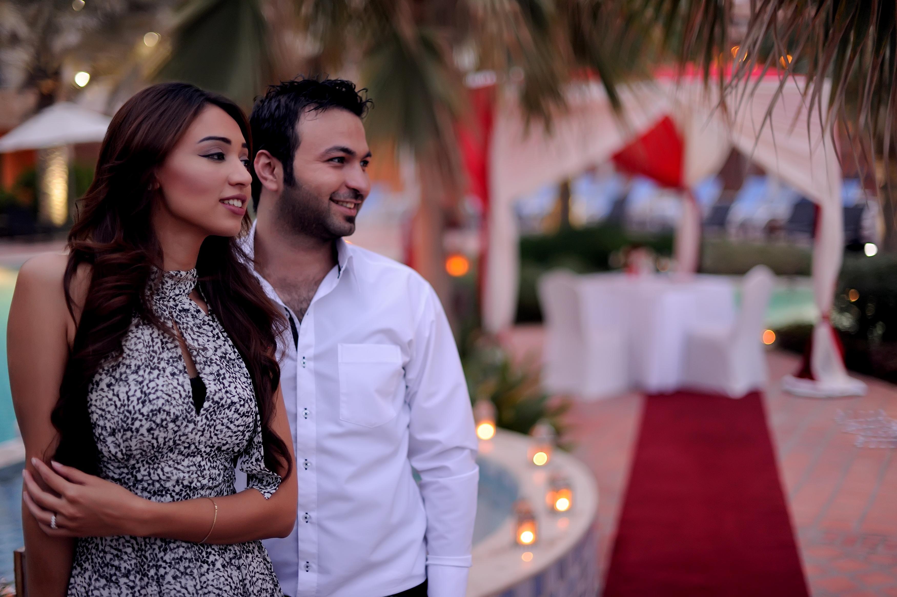 Moevenpick Hotel & Resort Al Bida'A Salmiya Luaran gambar A couple at the 2012 Cannes Film Festival